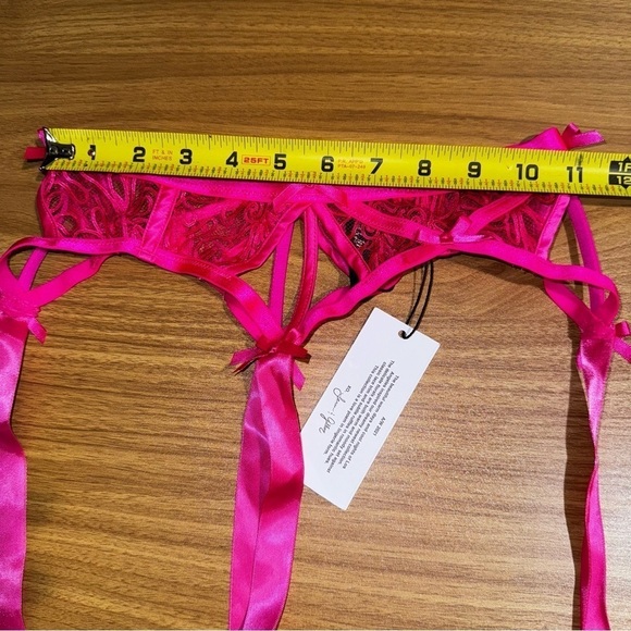 NWT For Love & Lemons Soutache Lace Garter Belt in Hot Pink size XS - Picture 9 of 9